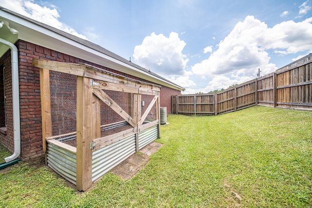 165 Bluebird Lane, Phenix City, AL 36870