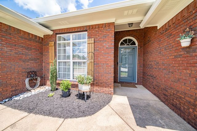 165 Bluebird Lane, Phenix City, AL 36870