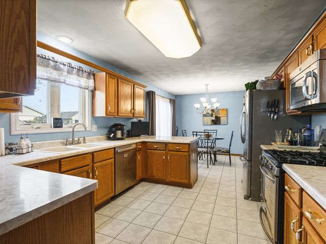 5394 Painted Pony Lane, Loves Park, IL 61111