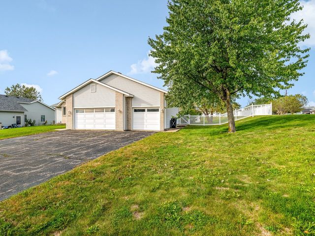 5394 Painted Pony Lane, Loves Park, IL 61111