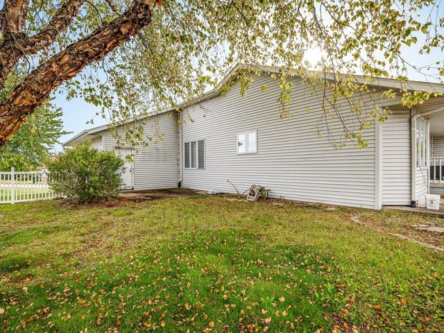 5394 Painted Pony Lane, Loves Park, IL 61111
