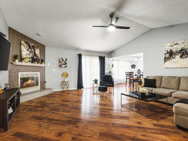 5394 Painted Pony Lane, Loves Park, IL 61111