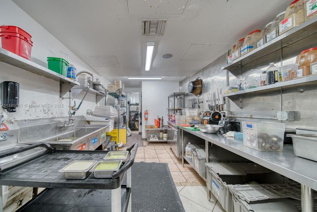 Quick Service Restaurant For Sale In Downtown Miami, Miami, FL 33130