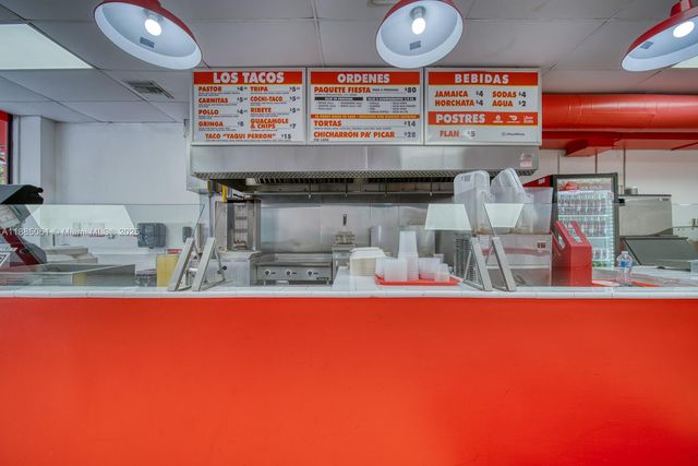 Quick Service Restaurant For Sale In Downtown Miami, Miami, FL 33130