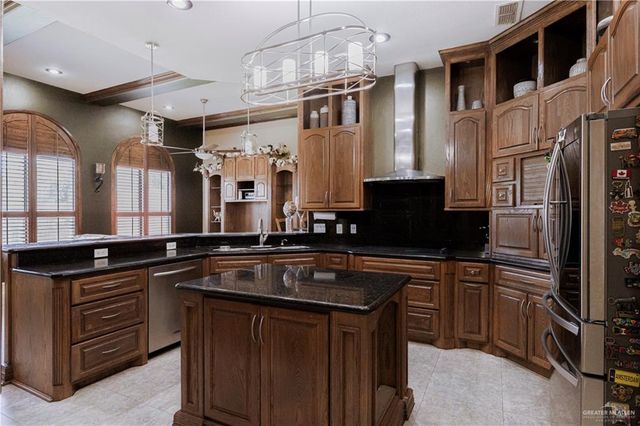 2410 E 21st Street, Mission, TX 78572