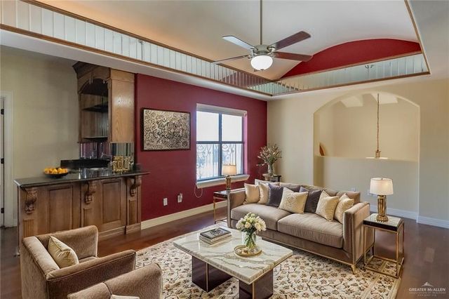 2410 E 21st Street, Mission, TX 78572