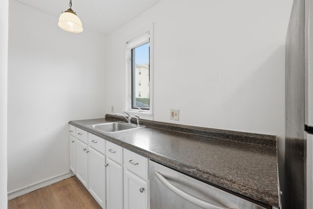 165 Fairmont Ave, Worcester, MA 01604