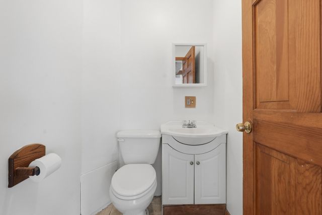 165 Fairmont Ave, Worcester, MA 01604