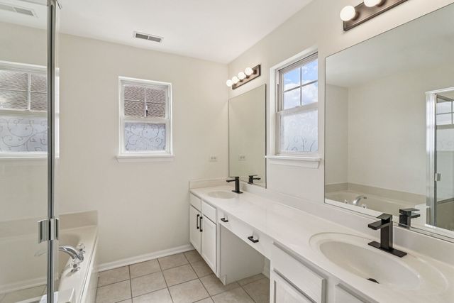 1195 Mark Court, Antioch, IL 60002