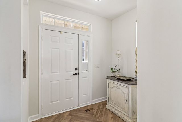 1195 Mark Court, Antioch, IL 60002