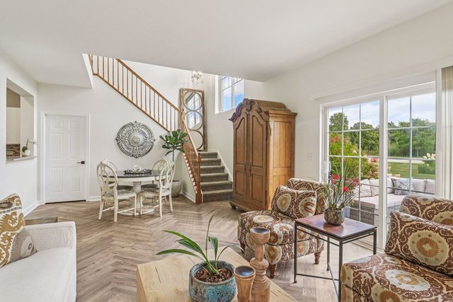 1195 Mark Court, Antioch, IL 60002