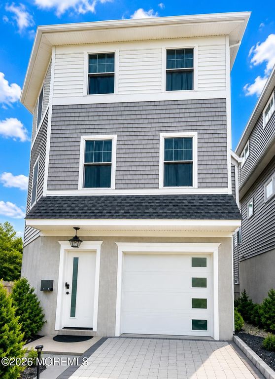 100 Main Street, Port Monmouth, NJ 07758