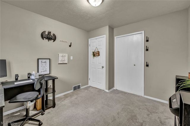 36729 Lakehurst Drive, Eastlake, OH 44095