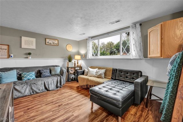 36729 Lakehurst Drive, Eastlake, OH 44095