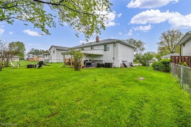 36729 Lakehurst Drive, Eastlake, OH 44095