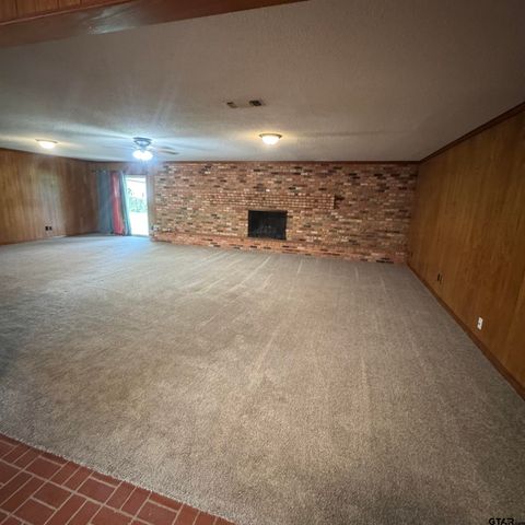 300 Merrell Drive, Sulphur Springs, TX 75482