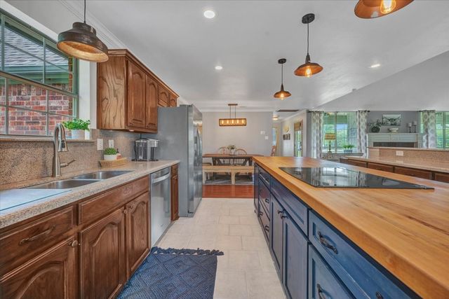 10592 Tree Lane, Princeton, TX 75407