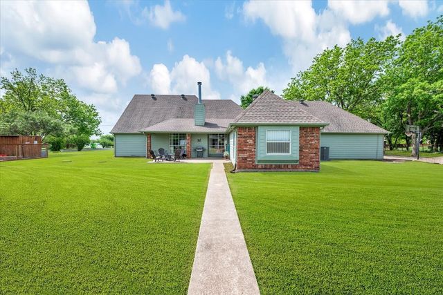 10592 Tree Lane, Princeton, TX 75407
