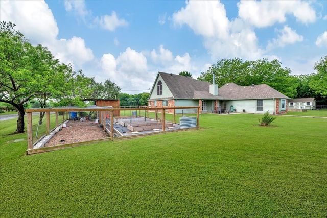 10592 Tree Lane, Princeton, TX 75407