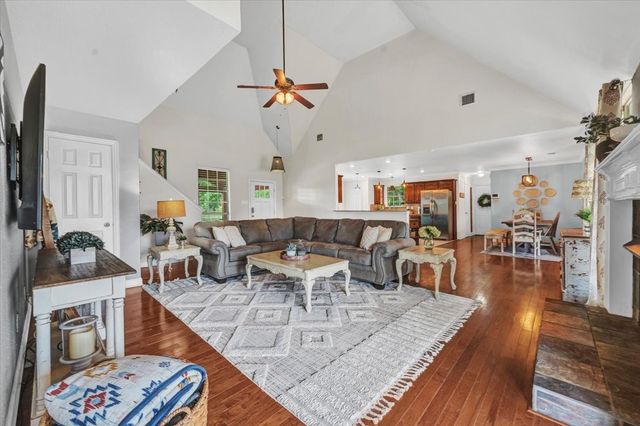 10592 Tree Lane, Princeton, TX 75407