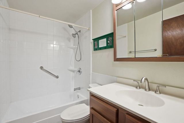 10907 E 24TH Ave, Spokane Valley, WA 99206