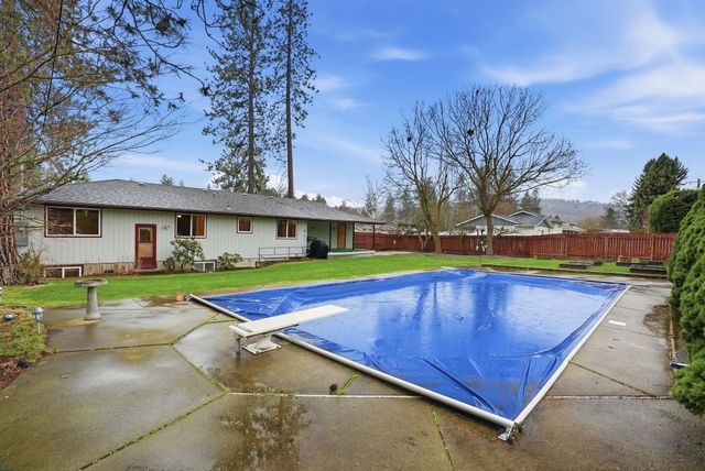 10907 E 24TH Ave, Spokane Valley, WA 99206