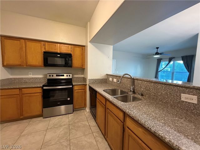 7255 West Sunset Road 1013, Las Vegas, NV 89113