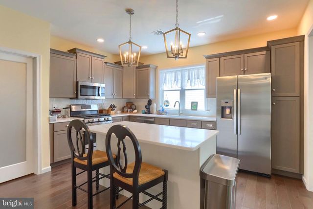 709 JEFFSU LN, Annville, PA 17003