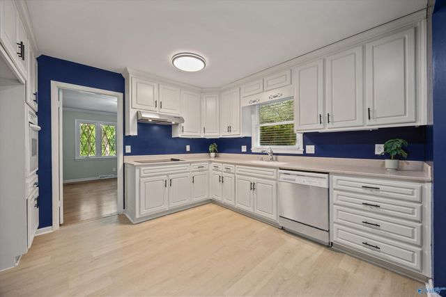 6808 Jones Valley Drive SE, Huntsville, AL 35802