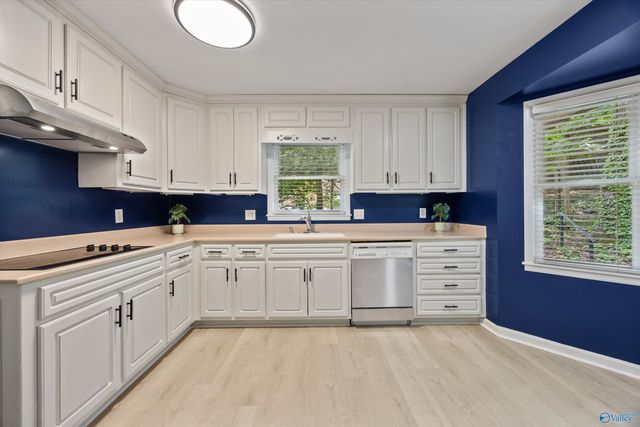6808 Jones Valley Drive SE, Huntsville, AL 35802
