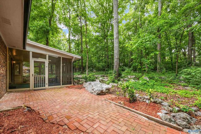 6808 Jones Valley Drive SE, Huntsville, AL 35802