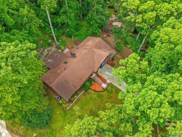 6808 Jones Valley Drive SE, Huntsville, AL 35802