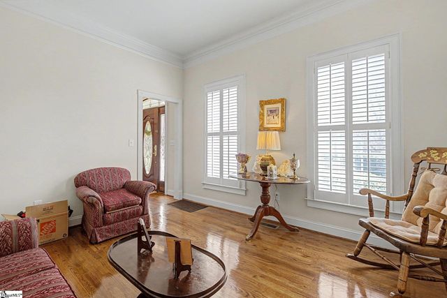 319 Waters Road, Taylors, SC 29687