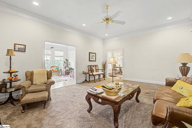 319 Waters Road, Taylors, SC 29687