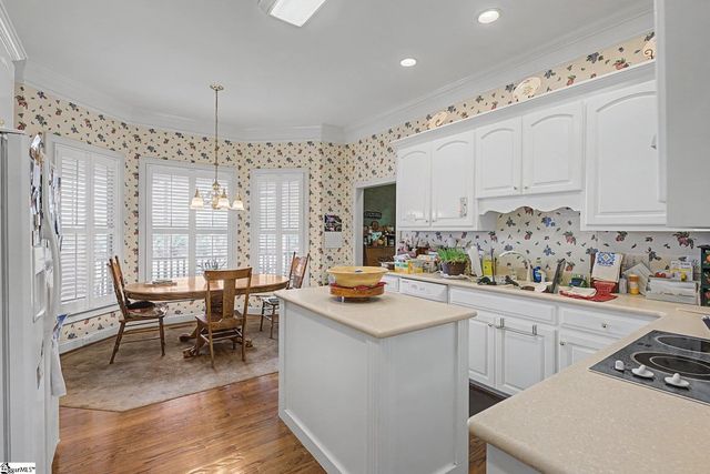 319 Waters Road, Taylors, SC 29687