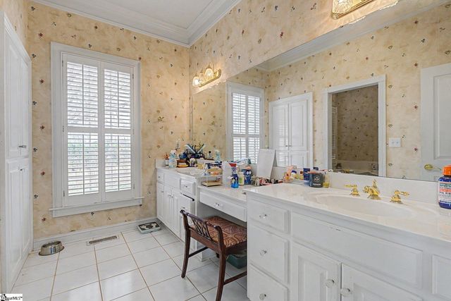 319 Waters Road, Taylors, SC 29687