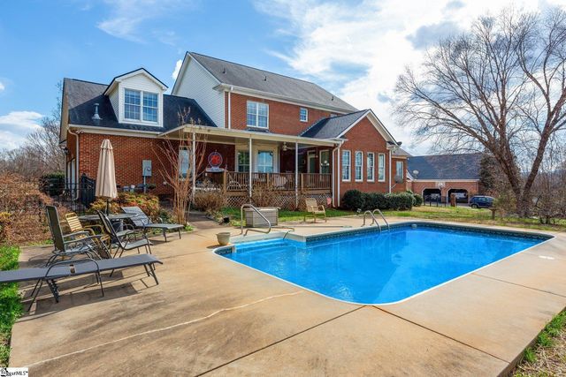 319 Waters Road, Taylors, SC 29687