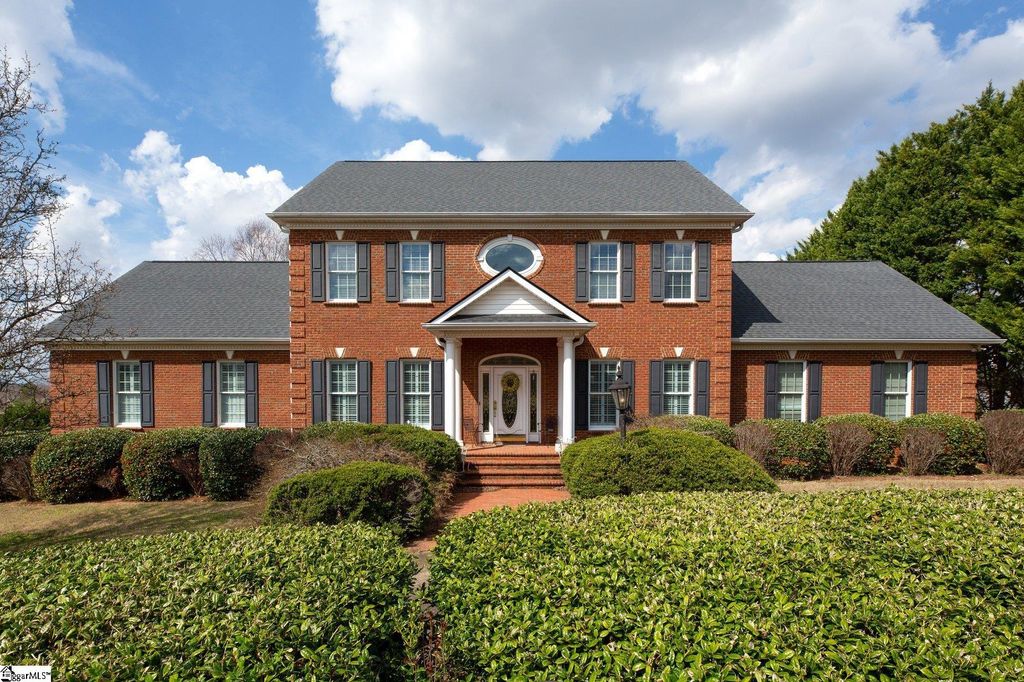 319 Waters Road, Taylors, SC 29687