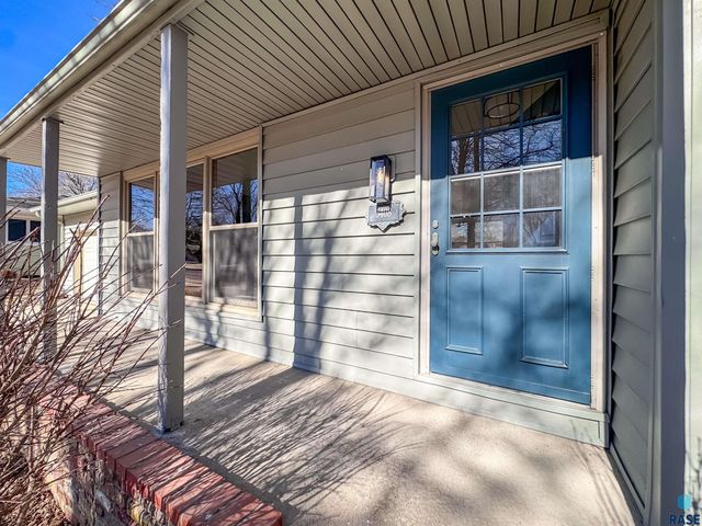 5408 W 52nd St Street, Sioux Falls, SD 57106