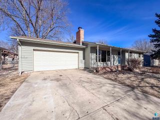 5408 W 52nd St Street, Sioux Falls, SD 57106