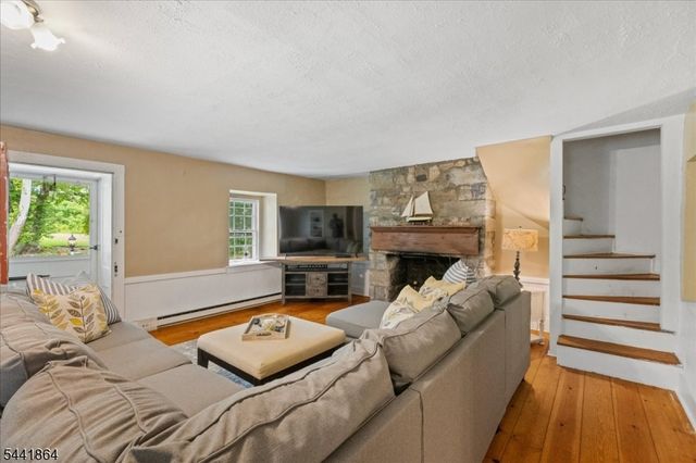 161 Musconetcong River Rd, Lebanon Twp., NJ 07882