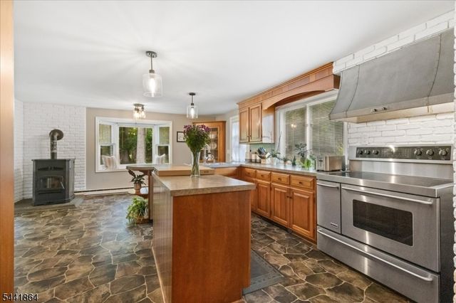 161 Musconetcong River Rd, Lebanon Twp., NJ 07882