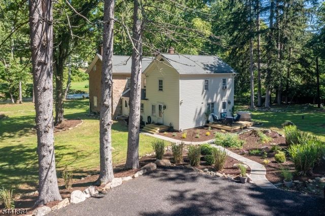 161 Musconetcong River Rd, Lebanon Twp., NJ 07882