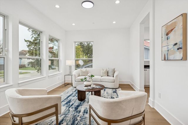 4509 Mimosa Drive, Bellaire, TX 77401