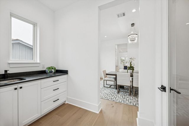 4509 Mimosa Drive, Bellaire, TX 77401