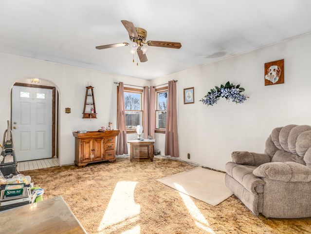 17902 Locust Street, Lansing, IL 60438