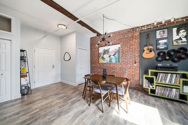172 Middle St 501, Lowell, MA 01852