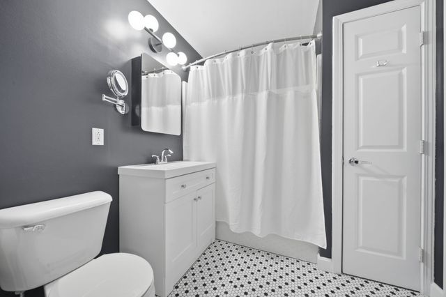 172 Middle St 501, Lowell, MA 01852
