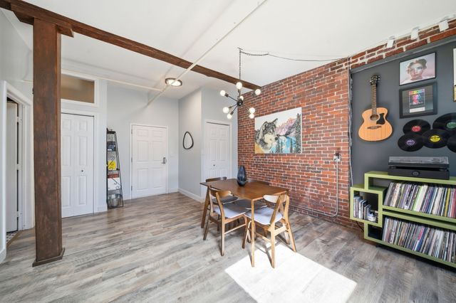 172 Middle St 501, Lowell, MA 01852