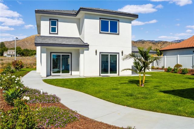 29329 Kemper Lane, Highland, CA 92346